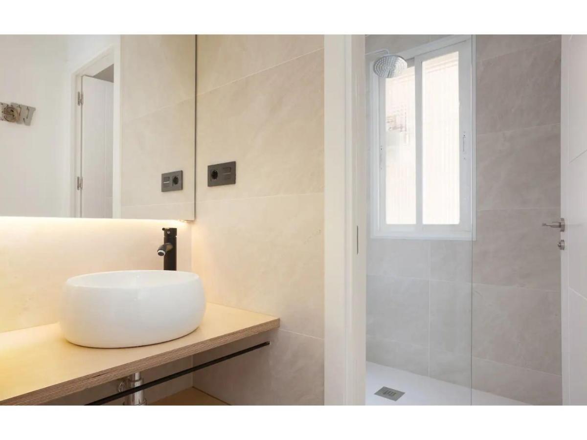 Retiro Park Apartments Madrid Exterior photo